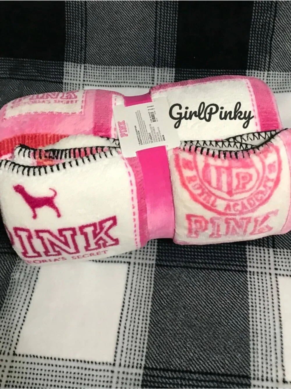 VS PINK COLORBLOCK COZY PLUSH BLANKET PINK FRIDAY 2026 LIMITED EDITION